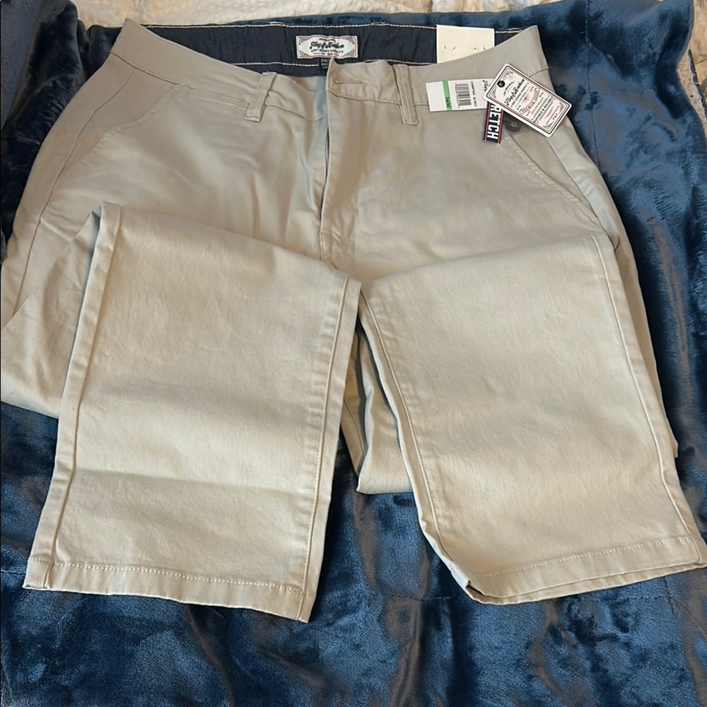 Men's Flag & Anthem Light Gray/beige Chino Pants. Size 34/30